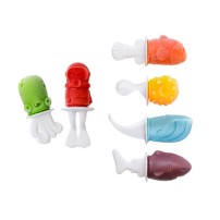 Pops funky pour les (petits et grands) enfants... Un must aussi pour l'été :D http://www.zokuhome.com/collections/all/products/fish-pop-molds